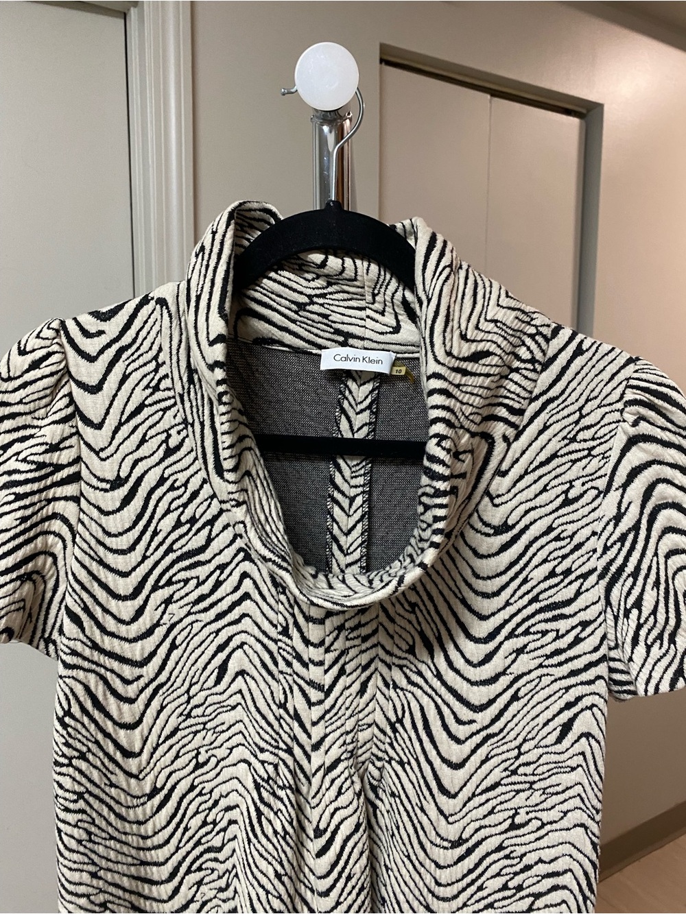 Calvin Klein Black and White Zebra Print Short Sleeve Dress - Picture 7 of 13